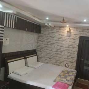 RK Duplex Service Guest House